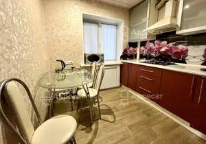 2-к квартира, вторичка, 39м2, 1/5 этаж