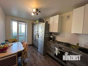 3-к квартира, вторичка, 71м2, 1/3 этаж