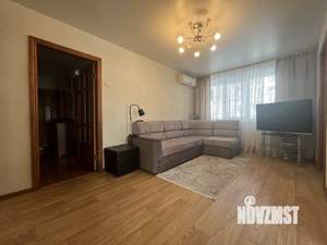 4-к квартира, вторичка, 60м2, 1/5 этаж