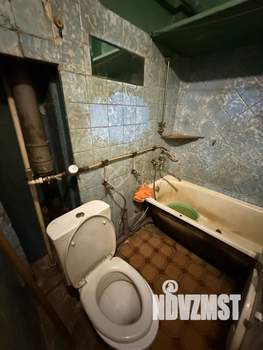 2-к квартира, вторичка, 45м2, 1/4 этаж