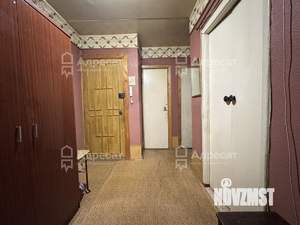 4-к квартира, вторичка, 61м2, 3/5 этаж