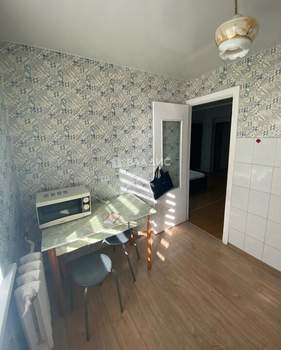 2-к квартира, вторичка, 44м2, 5/5 этаж