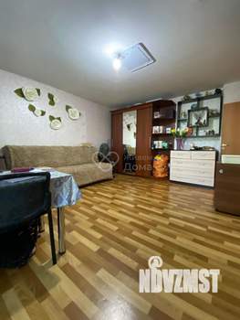 2-к квартира, вторичка, 52м2, 1/10 этаж