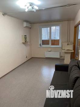 Студия квартира, вторичка, 39м2, 1/9 этаж
