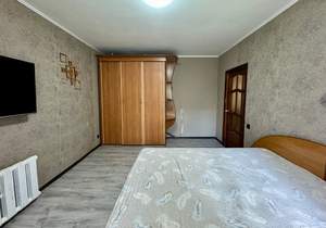 2-к квартира, вторичка, 52м2, 1/16 этаж