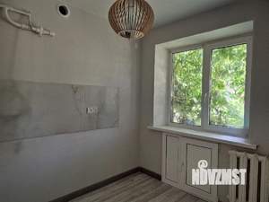 2-к квартира, вторичка, 43м2, 1/4 этаж