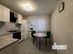 2-к квартира, вторичка, 52м2, 1/10 этаж