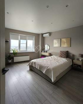 2-к квартира, вторичка, 63м2, 9/9 этаж