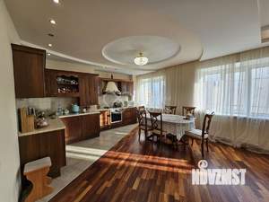 3-к квартира, вторичка, 121м2, 8/9 этаж