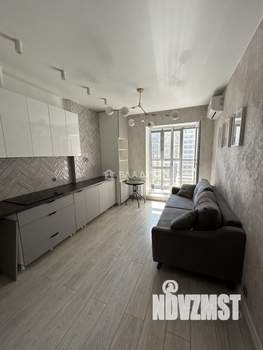 2-к квартира, вторичка, 65м2, 8/18 этаж