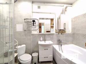 3-к квартира, вторичка, 94м2, 2/6 этаж