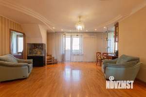 4-к квартира, вторичка, 106м2, 6/6 этаж