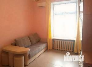 3-к квартира, вторичка, 18м2, 4/4 этаж