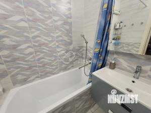 2-к квартира, вторичка, 65м2, 1/9 этаж