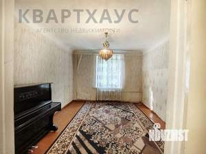 2-к квартира, вторичка, 61м2, 1/5 этаж