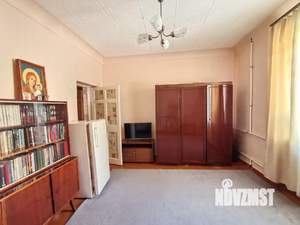 3-к квартира, вторичка, 63м2, 1/3 этаж