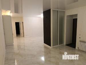 2-к квартира, вторичка, 63м2, 1/9 этаж