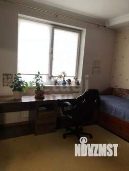 4-к квартира, вторичка, 130м2, 11/17 этаж