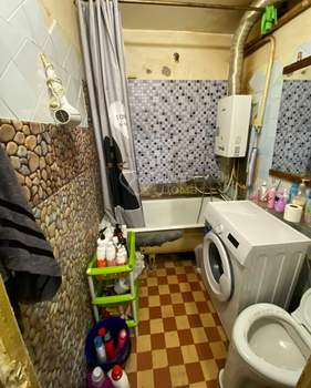 3-к квартира, вторичка, 58м2, 1/4 этаж