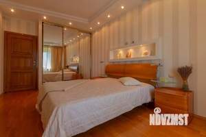 4-к квартира, вторичка, 106м2, 6/6 этаж