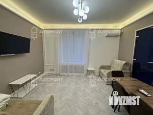 3-к квартира, вторичка, 63м2, 1/5 этаж