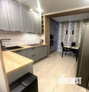 3-к квартира, вторичка, 83м2, 8/8 этаж