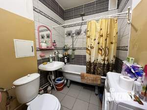 2-к квартира, вторичка, 38м2, 1/4 этаж