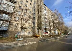 3-к квартира, вторичка, 54м2, 1/9 этаж