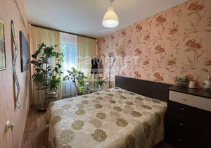 4-к квартира, вторичка, 76м2, 1/5 этаж