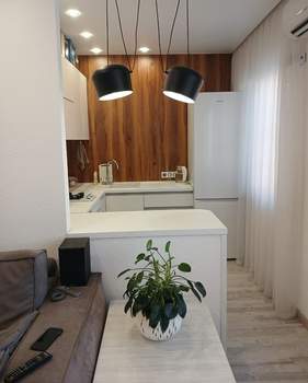 2-к квартира, вторичка, 42м2, 5/5 этаж