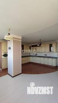 4-к квартира, вторичка, 121м2, 9/15 этаж