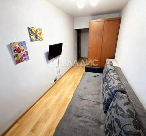 2-к квартира, вторичка, 42м2, 3/4 этаж