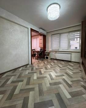 3-к квартира, вторичка, 58м2, 1/5 этаж