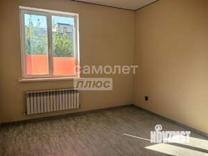 2-к квартира, вторичка, 61м2, 1/1 этаж