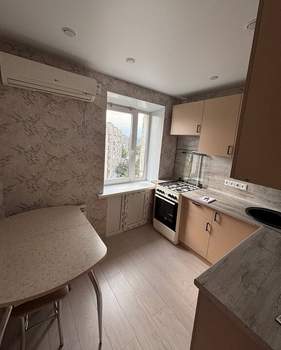 2-к квартира, вторичка, 45м2, 9/9 этаж