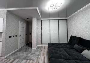 Студия квартира, вторичка, 30м2, 1/10 этаж