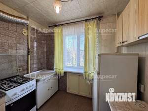 4-к квартира, вторичка, 61м2, 3/5 этаж