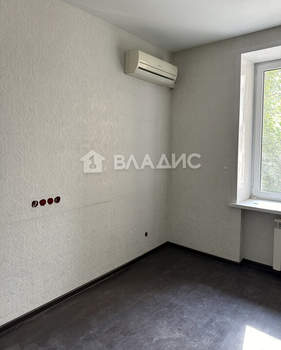 3-к квартира, вторичка, 77м2, 2/9 этаж