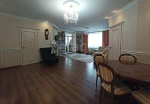 4-к квартира, вторичка, 130м2, 11/17 этаж