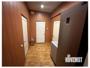 3-к квартира, вторичка, 93м2, 1/1 этаж