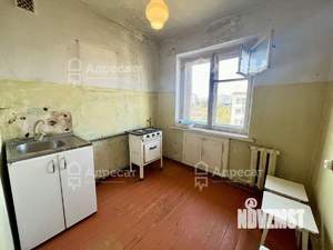 3-к квартира, вторичка, 56м2, 5/5 этаж