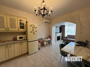 3-к квартира, вторичка, 71м2, 2/2 этаж