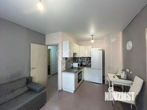 2-к квартира, вторичка, 44м2, 1/10 этаж
