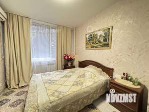 2-к квартира, вторичка, 54м2, 1/10 этаж
