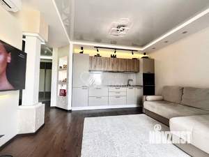 3-к квартира, вторичка, 72м2, 2/17 этаж