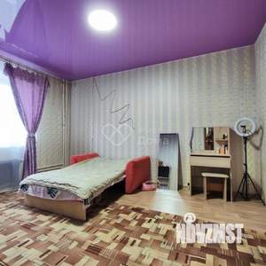 2-к квартира, вторичка, 61м2, 1/9 этаж