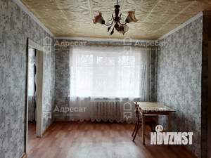 2-к квартира, вторичка, 44м2, 1/4 этаж