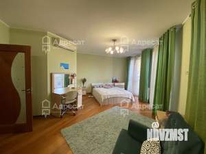 2-к квартира, вторичка, 81м2, 10/10 этаж