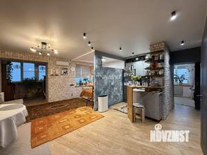 2-к квартира, вторичка, 58м2, 8/17 этаж