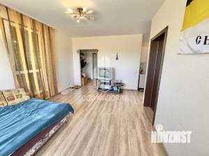 2-к квартира, вторичка, 40м2, 1/4 этаж